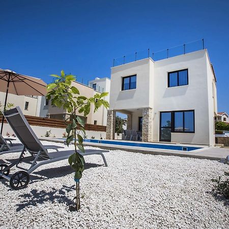 Olivia Villa 63 Paphos Exterior photo